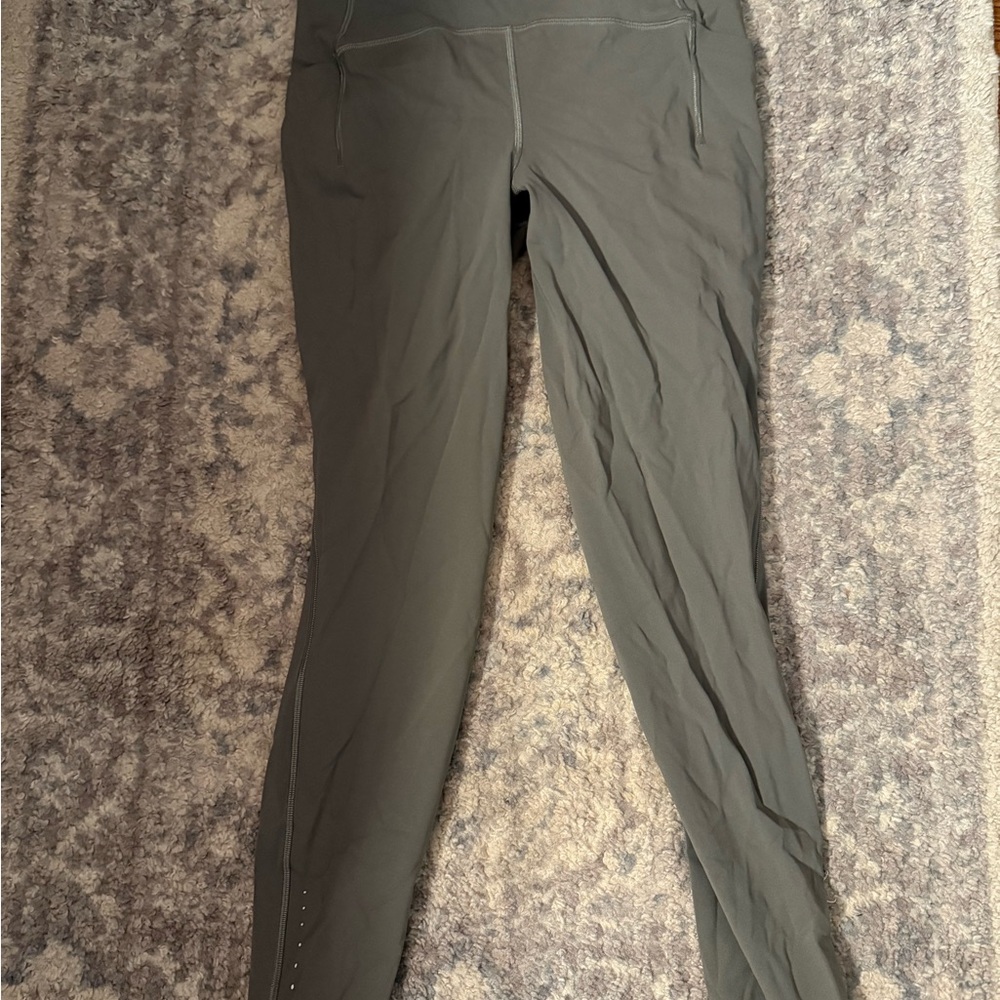 lululemon athletica light Green Leggings w/ pockets